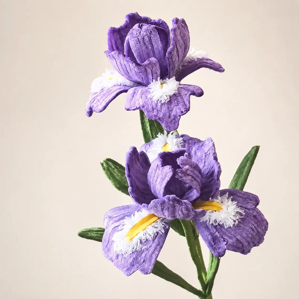 How to Make a Pipe Cleaner Iris Flower | Free DIY Flower Tutorial