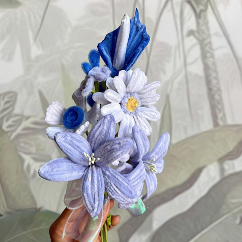 Blue Spring Small Bouquet DIY Kit – Gerbera Daisy & Calla Lily Pipe Cleaner Flowers