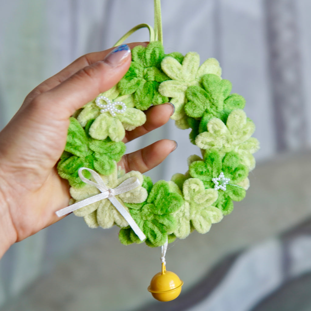 Pipe Cleaner Four-Leaf Clover Wreath DIY Kit – Lucky Clover Bag Charm Craft