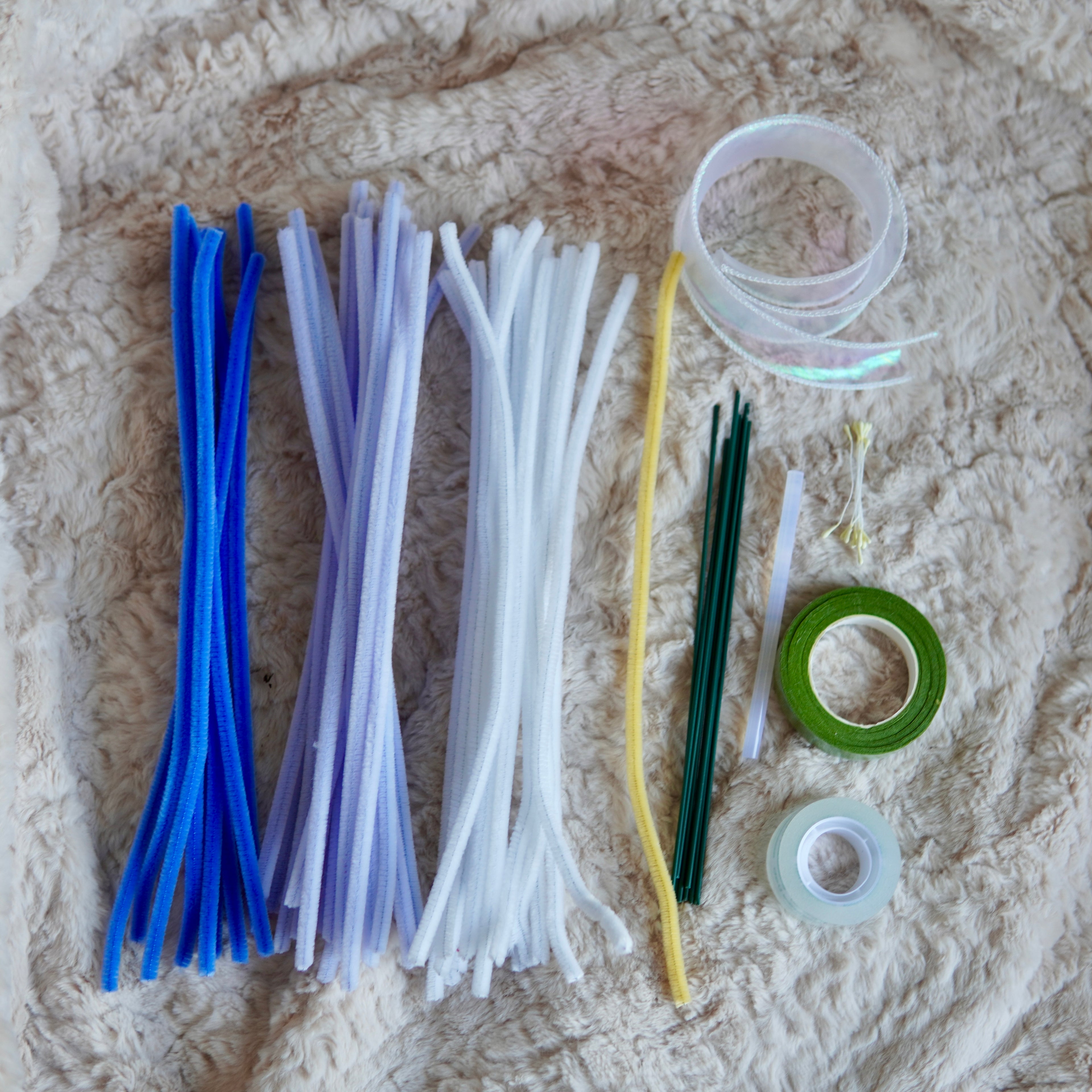 Blue Spring Small Bouquet DIY Kit – Gerbera Daisy & Calla Lily Pipe Cleaner Flowers