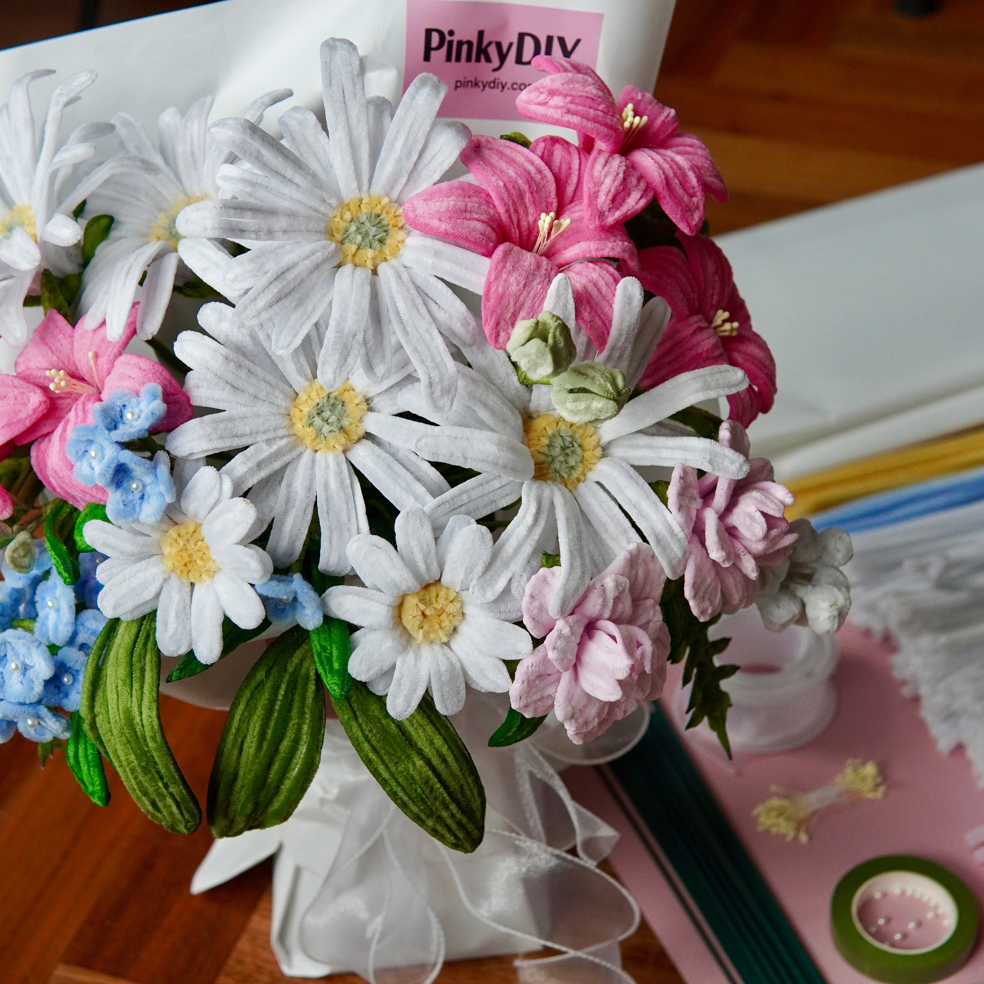 Spring Garden Colorful Bouquet DIY Kit | Gerbera, Alstroemeria & Baby’s Breath