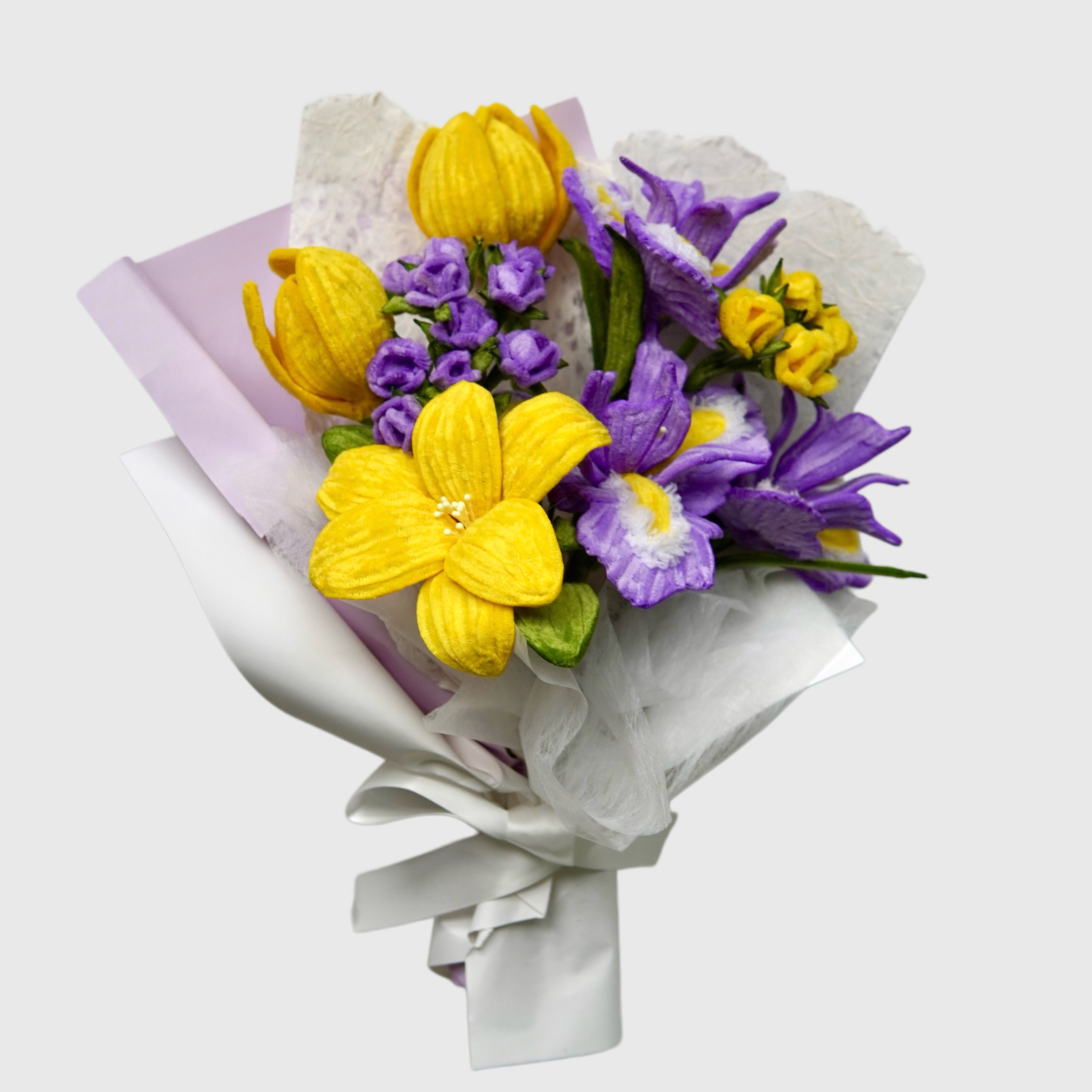 Amara Bloom – Purple & Golden Iris Tulip Bouquet Kit