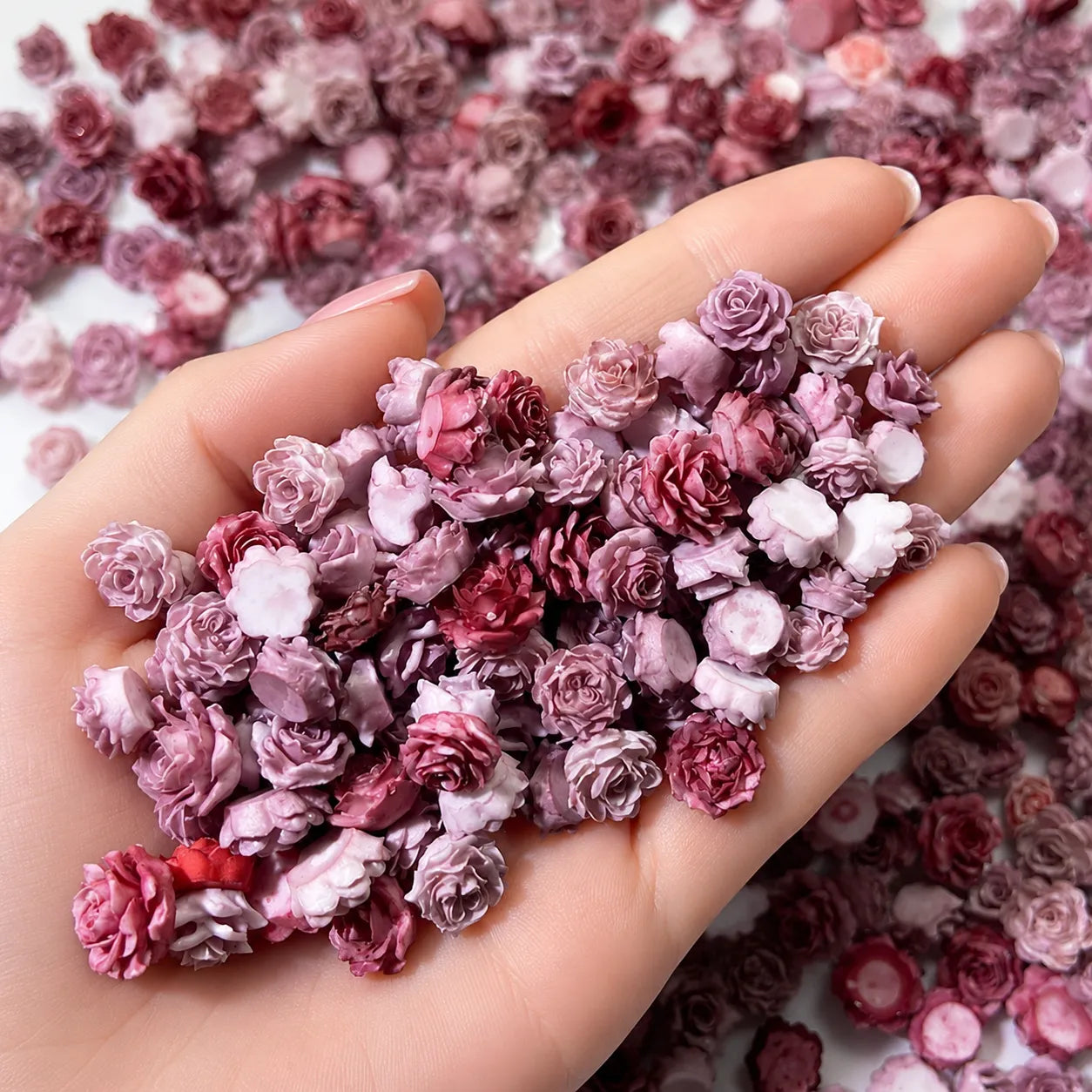 Pink & Red Mini Rose Charm Mix – 50 pcs | DIY Floral Embellishments