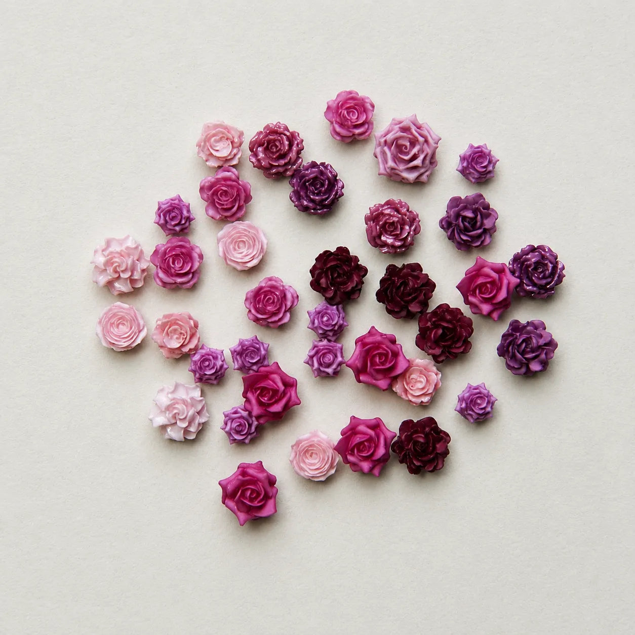Pink & Red Mini Rose Charm Mix – 50 pcs | DIY Floral Embellishments